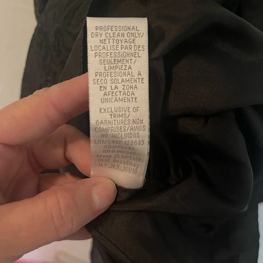 Love Theia Sleeveless Bow-Back Jacquard Mini Black Cocktail Dress Size 4 - Picture 15 of 16